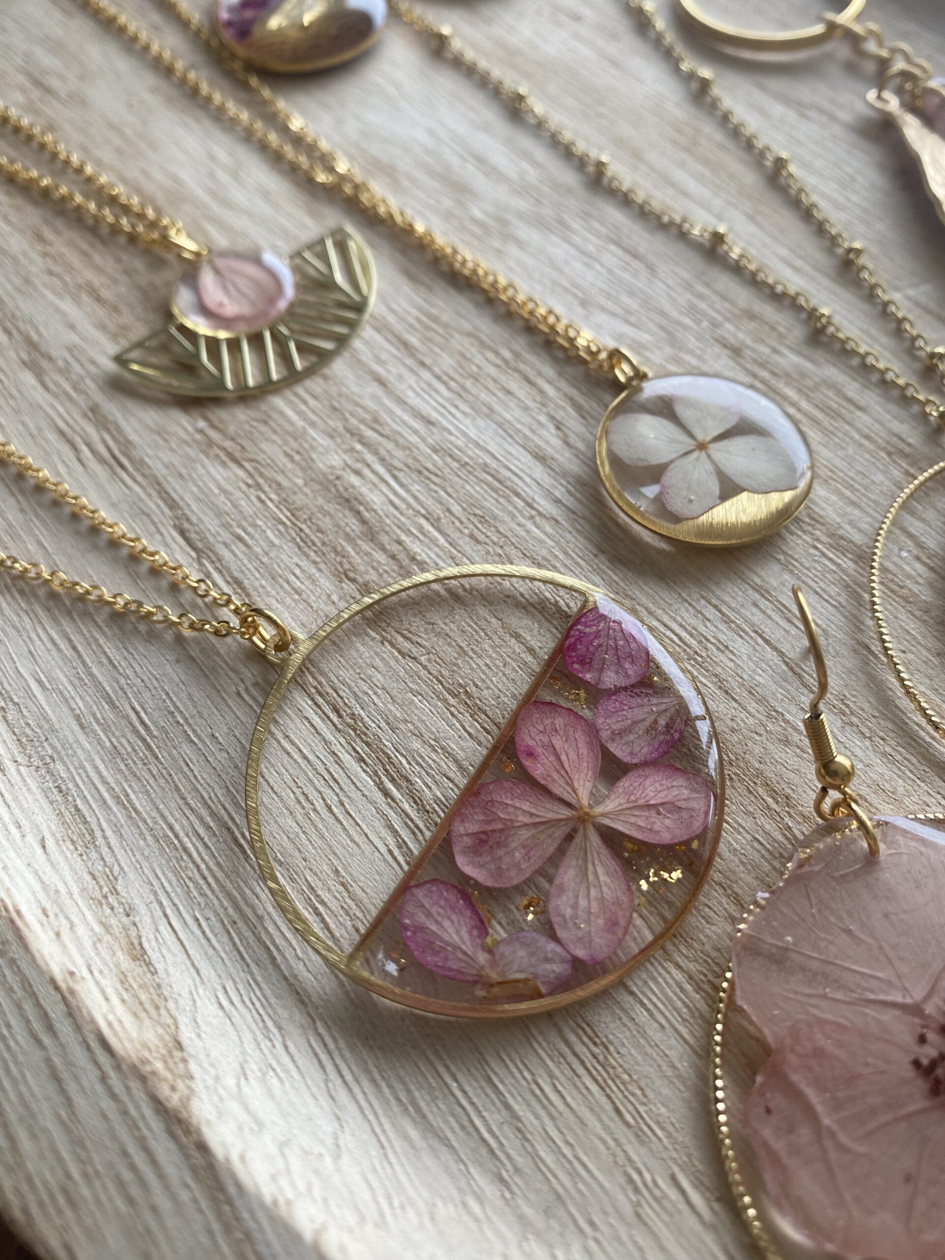 6279D4C6-167B-4068-AA7B-36271F1629EE